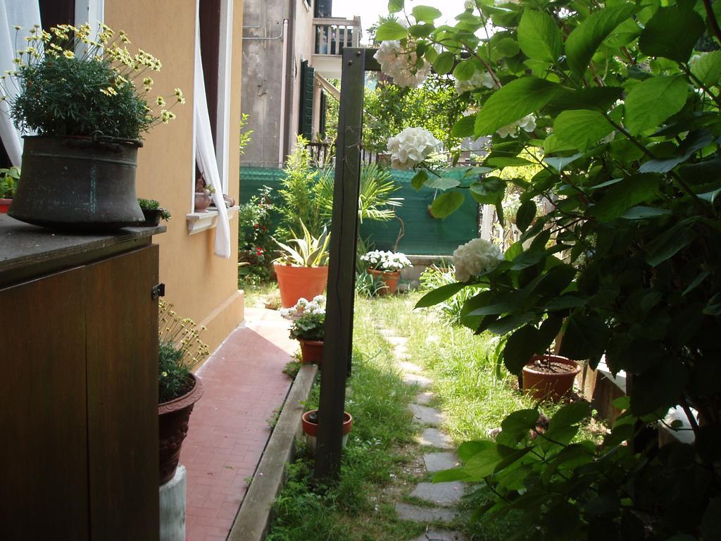 Perla B&B ヴェネツィア・リド島 エクステリア 写真
